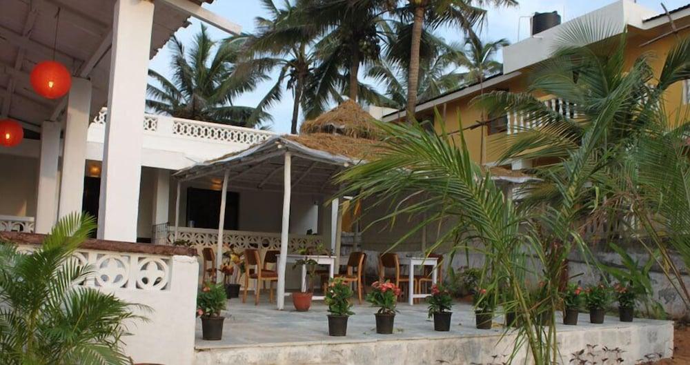 Ocean View Goan Beach House Calangute Eksteriør billede