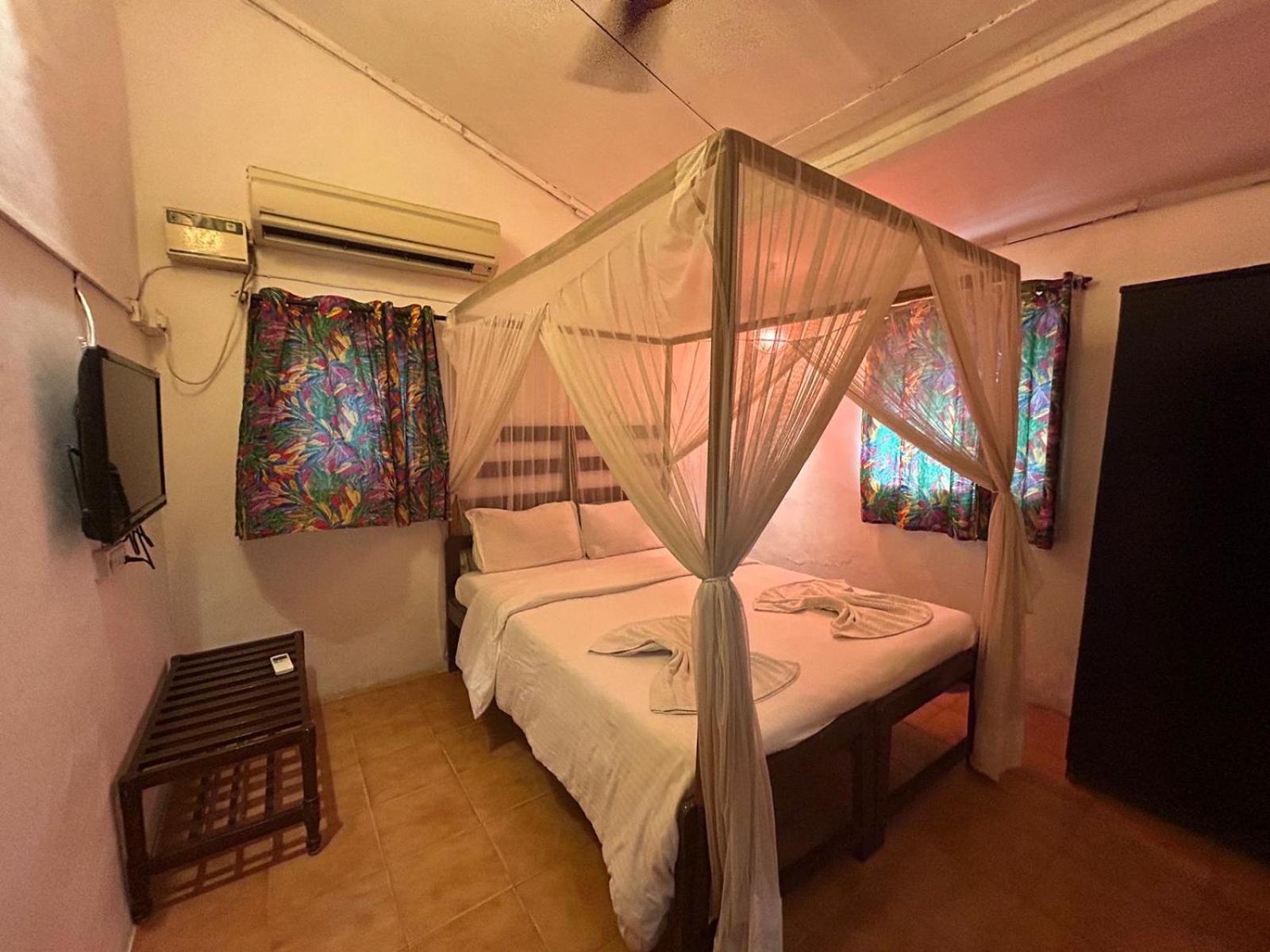 Ocean View Goan Beach House Calangute Eksteriør billede