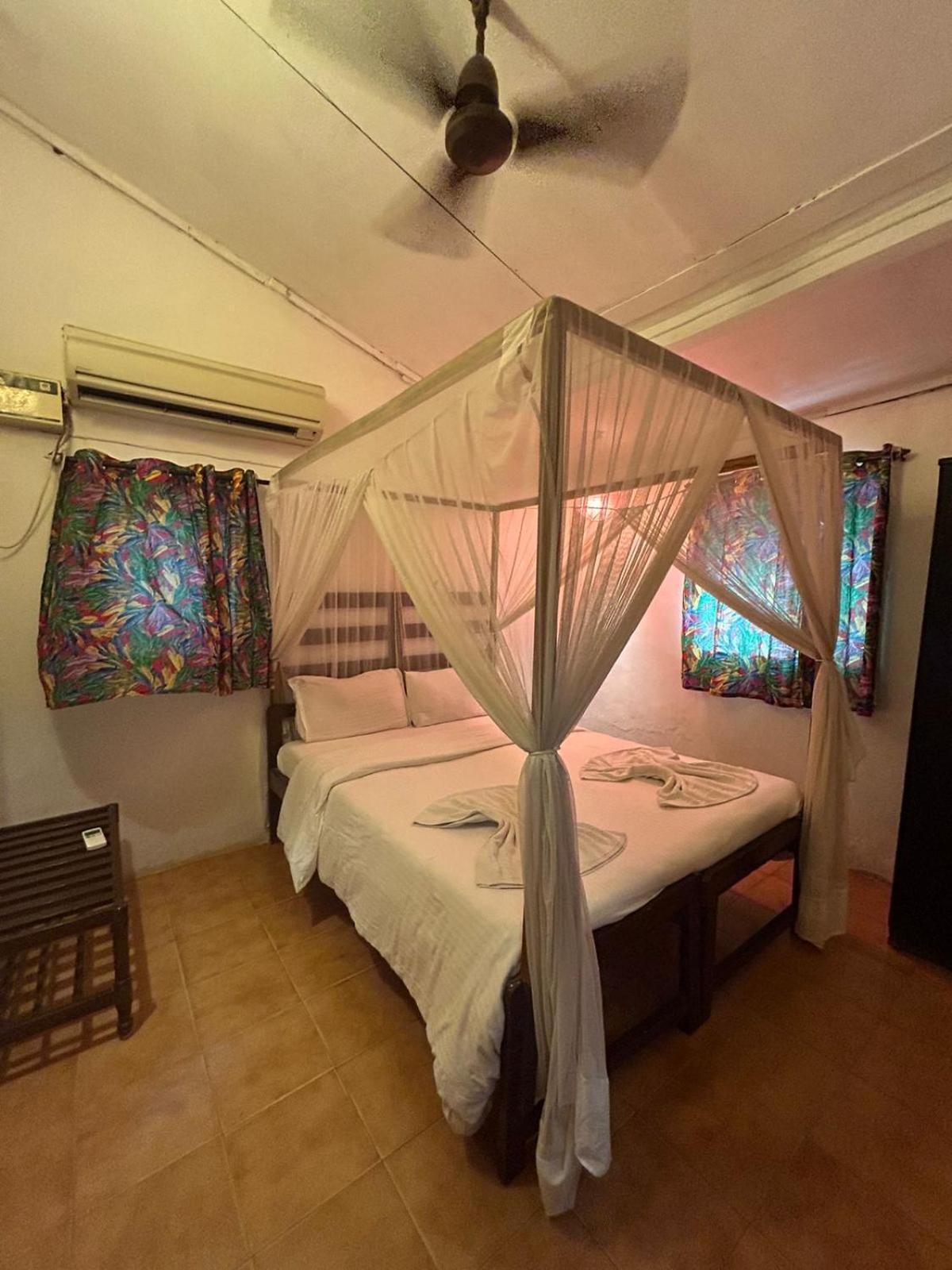 Ocean View Goan Beach House Calangute Eksteriør billede