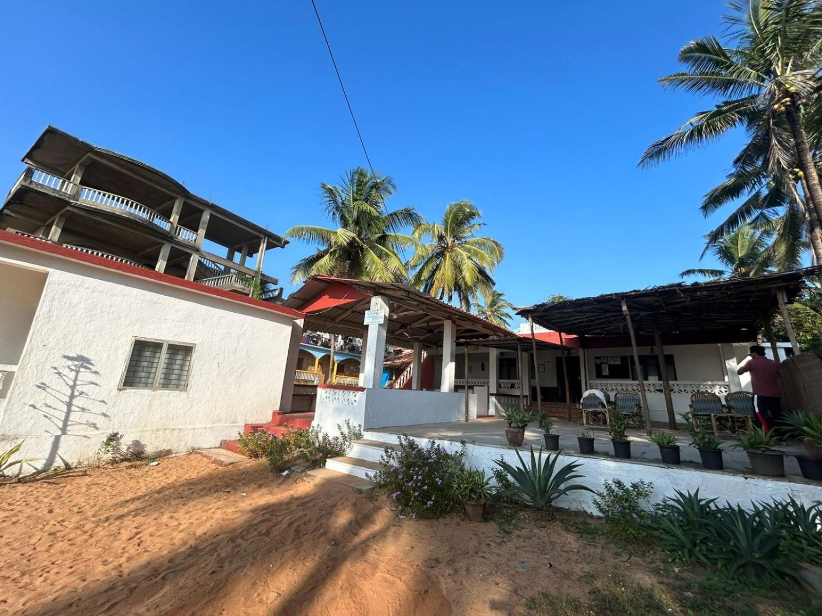 Ocean View Goan Beach House Calangute Eksteriør billede